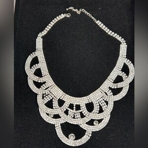 New- rhinestone statement necklace